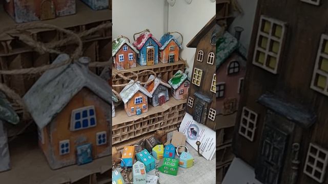 Деревянные елочные игрушки домики на елку!