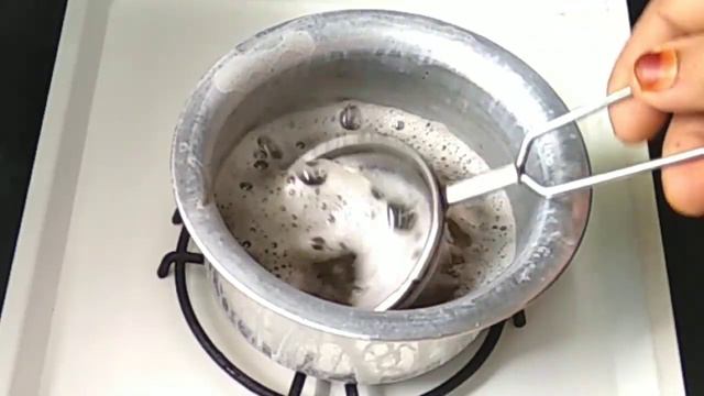 How To Clean Tea Strainer | Chai Ki Chalni Kaise Saaf Karen | Easy & Fast Kitchen Hack.. смотреть онлайн