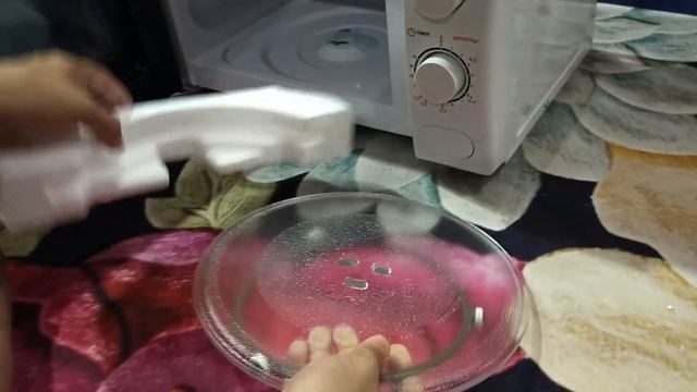 Unboxing Midea Mircowave Oven MM720CXM 20L смотреть онлайн