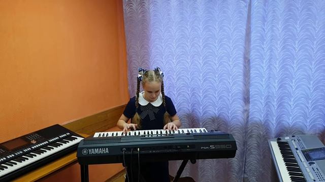 обучение на синтезаторе
