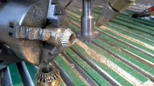 Фрезеровка конической шестерни модульной фрезой