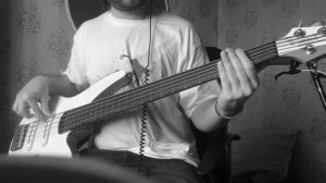 Гриша Ургант - Голосами / Grisha Urgant - Golosami [Bass Cover]