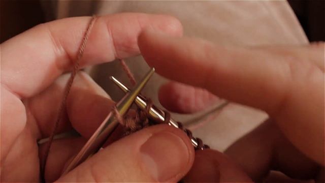 Как вязать кромочные петли симметрично | Идеальные кромочные для планки смотреть онлайн