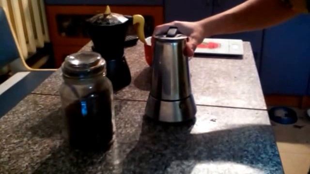 Как варить кофе | Гейзерная Кофеварка смотреть онлайн