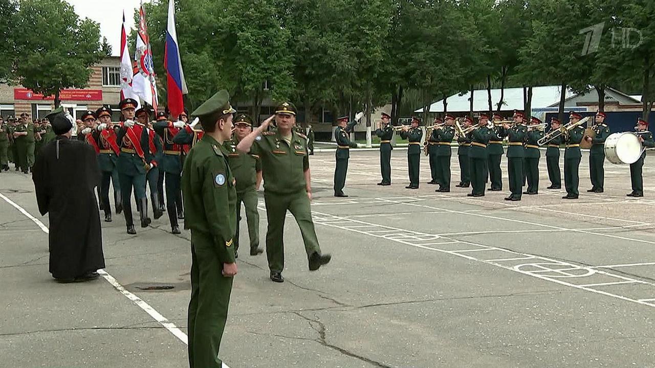 В Россию из Сирии вернулись преподаватели противоминного центра