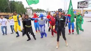 Танец супергероев