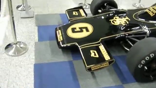 Lotus 72 Formula 1 Car смотреть онлайн