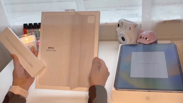  unboxing M2 iPad Pro 12,9” silver 1 TB (Wi-Fi + cellular) + Apple Pencil & accessories смотреть онлайн