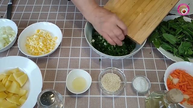 Щавелевый суп с яйцом и свининой. Лучший суп с щавелем и яйцом!