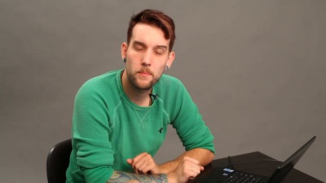 How to Crop a Layer in Photoshop CS4 : Photoshop Basics смотреть онлайн