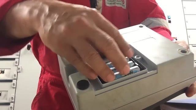 Megger BM5200 смотреть онлайн