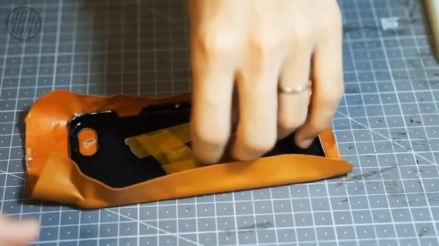 [Leather Craft] DIY Iphone Leather Case / How To Make Leather Phone Case