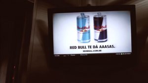 Red Bull прямо в лифте