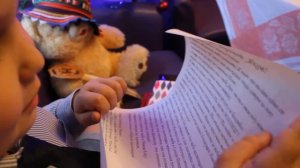 Как Дедушка Мороз...приносит подарки в дом?