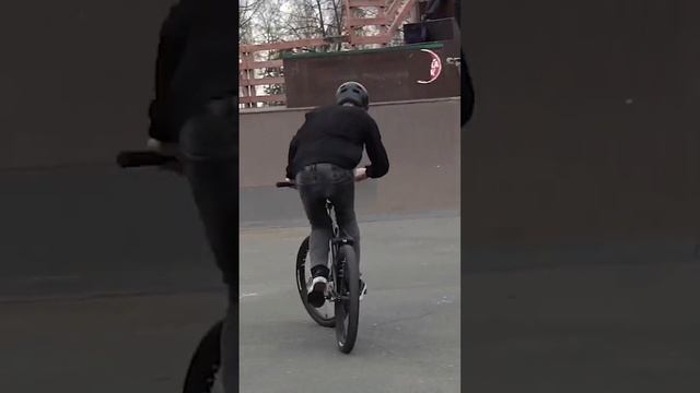 Трак на фэйки! #антонстепанов #bmx #бмх #mtbstreet #tonystepbike #tsb #мтбстрит #велосипед