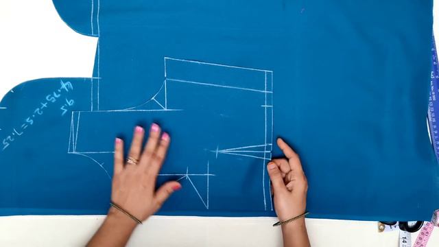 Boat neck blouse cutting / Front open / Prince cut blouse cutting / front deep neck back boat neck смотреть онлайн