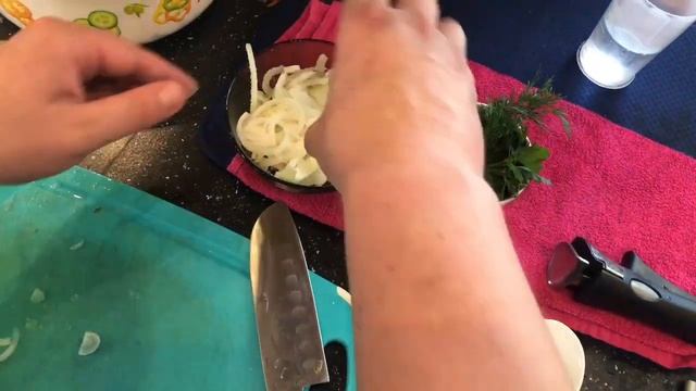 Салат из свиного сердца сильно аппетитный ,удивите гостей эпизод №553 смотреть онлайн