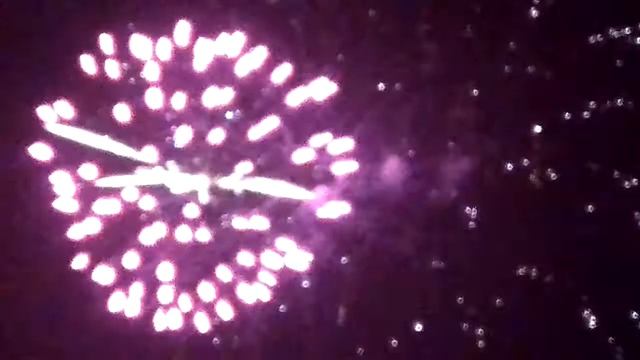 Салют в калужской области село Хотьково 12августа 2017г.