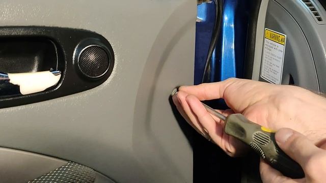 Как снять (разобрать) дверную карту/обшивку двери на Chevrolet Lacetti хэтчбек
