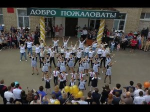 Флешмоб выпускников и их родителей на последний звонок г. Лебедянь 3 школа.