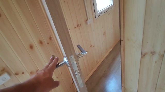 Дачный домик Люкс вагончик бытовка блок контейнер металлический с душем и санузлом 8 метровая смотреть онлайн