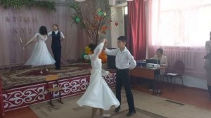 Indila - Love story, waltz, вальс школьников