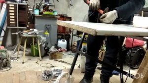 ГАРАЖик 1. Утепляем подвал. Режем пенопласт по плоскости/we insulate the garage with foam.