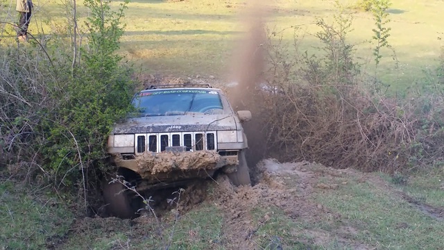 Offroad Jeep Grand Cherokke