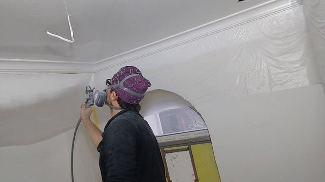 Покраска потолка. Безвоздушная покраска #покраскапотолка #безвоздушнаяпокраска