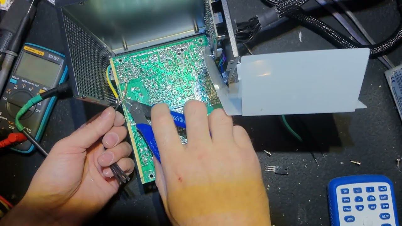 Блок питания не запускается. Ремонт смотреть онлайн