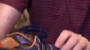 Обзор кроссовок New Balance 999 x Sneaker Politics, NB 999SP "Case 999", яркий и редкий коллаб