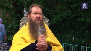 Освящение часовни-купели на источнике "12 ключей" (Венев, Тульская Епархия)