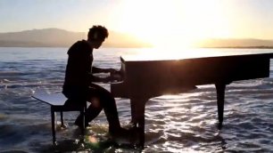 Дабстеп-пианино на озере