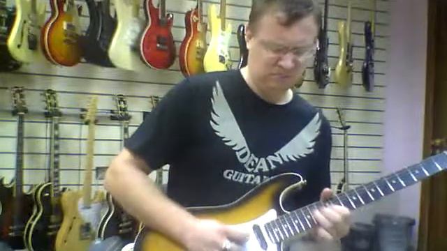 Fender Japan Aerodyne Strat HSS AST-DMC 2007-2010 смотреть онлайн