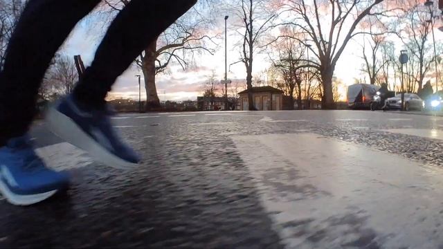 Altra Via Olympus First Run Review: Early impressions on Altra's highest stack road shoe смотреть онлайн