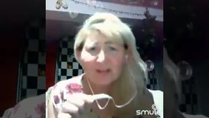 Её мальчик далеко-в семи морях..