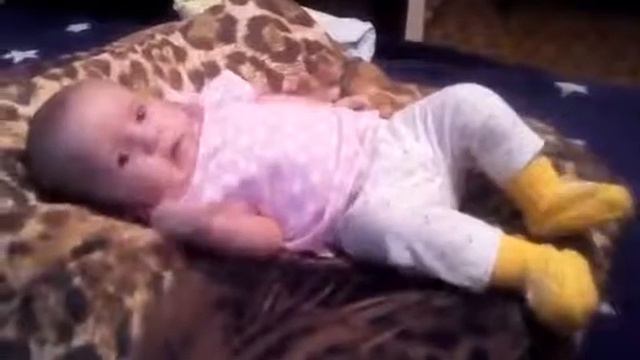 Призрак ходит по квартире. Реальная съёмка!