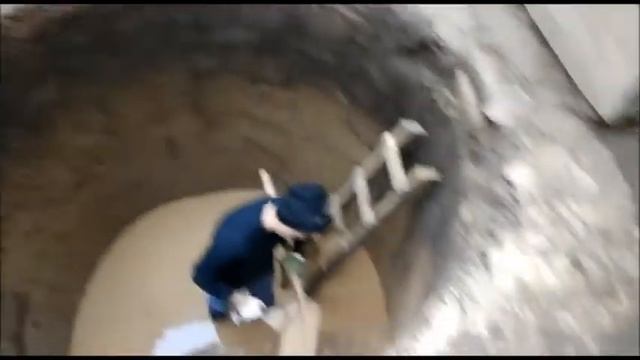 Выгребная яма/Поздняя осень/Конечная/2017 смотреть онлайн