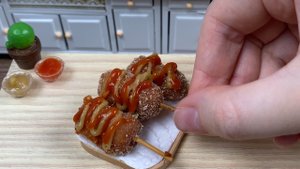 Хрустящие Корн-Доги на Палочке | Уличная Еда на Мини Кухне