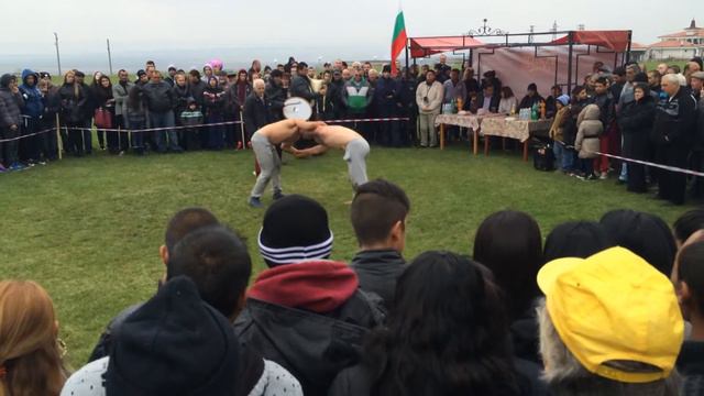 Болгария 2014 Национальная борьба на Дне города смотреть онлайн