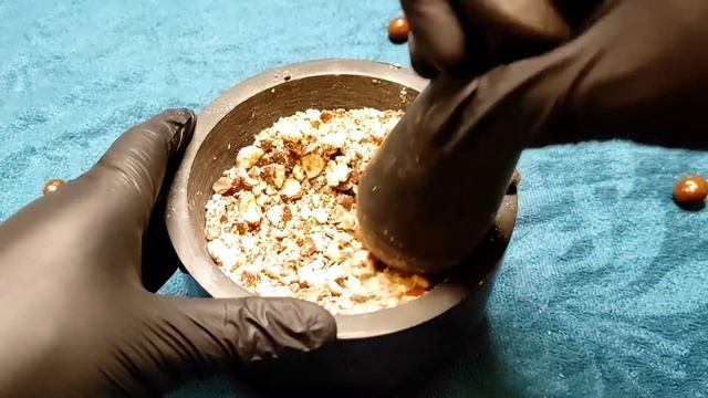 Mini chocolate balls pestle | Мини шоколадные шарики пестик | Pestle ASMR смотреть онлайн