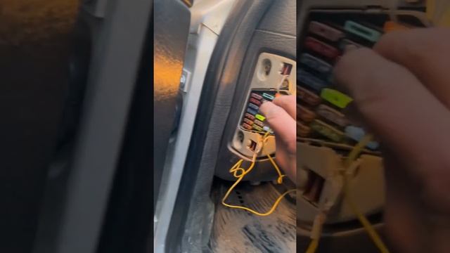 Ауди не заводится нет искры свичи . Ауди оталмайды свечада искра жоқ смотреть онлайн