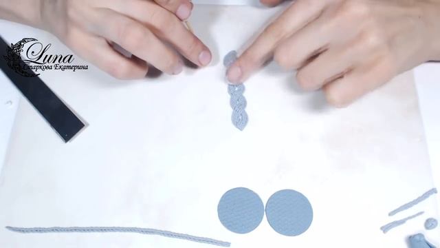 Серьги с косой. Имитация вязания из полимерной глины / Iimitation knitting from polymer clay смотреть онлайн