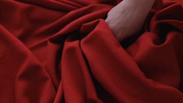 Костюмно-плательная шерсть красно-терракотового цвета
