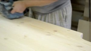 Браширование древесины