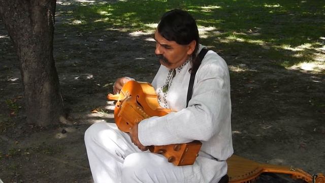 колісна ліра смотреть онлайн