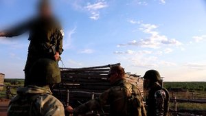 Репетиция штурма зданий на полигоне в Екатеринославке Амурской области