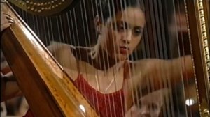 Alberto GINASTERA, Concerto pour harpe et orchestre,2ème et 3ème mvts, Nabila CHAJAI harpe