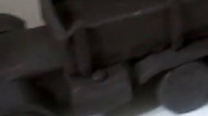 Три постройки грузовик из пластилина танк из картона и броневик