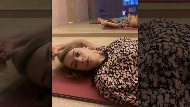 Укрепляем шею лёжа. Освобождаем ток крови к голове. Если пережаты сосуды. Если головные боли, шум смотреть онлайн